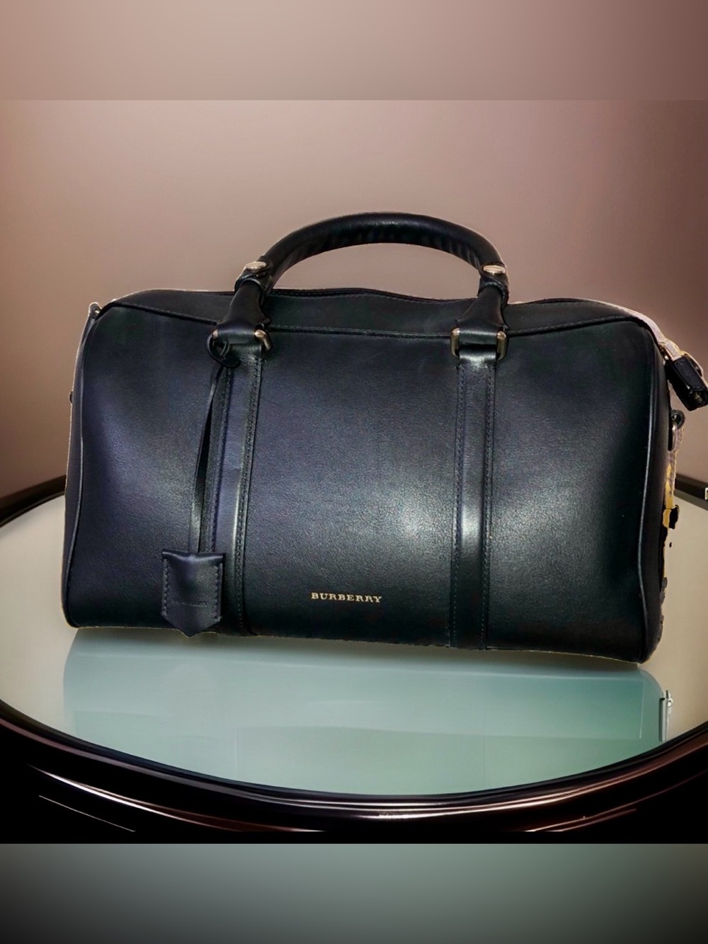 BURBERRY
Medium Leather Bowling Bag Black Color Almost New